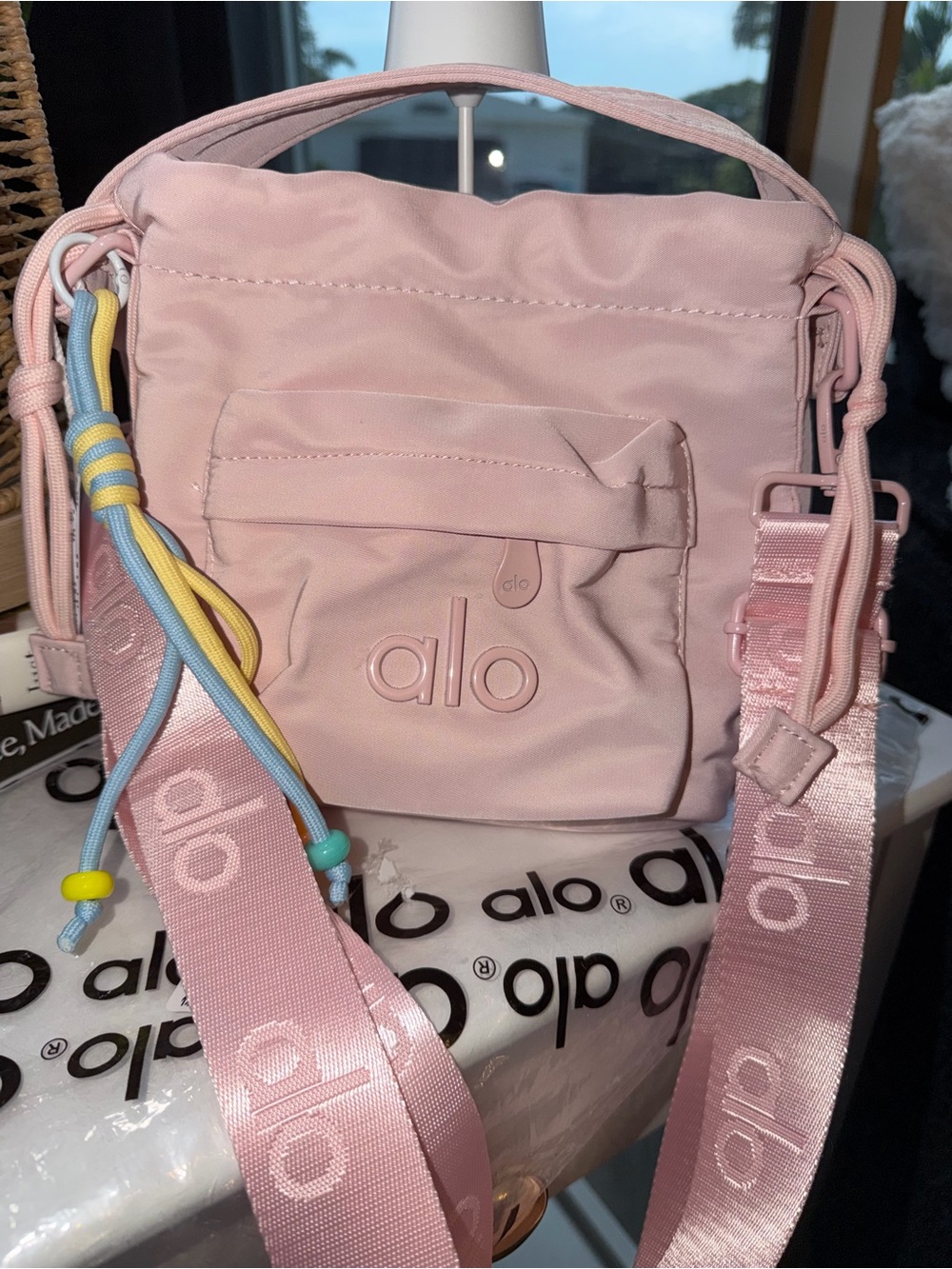 ALO Yoga Blush Pink Drawstring Mini Bucket Bag - Picture 4 of 16